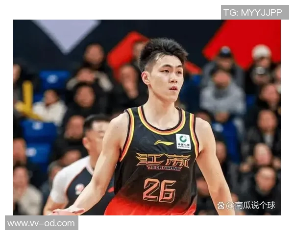 郭艾伦半场表现平平罚球全中却仅得4分1板2助失误两次